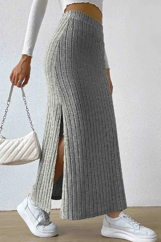 Solid Color Slit Knitted Skirt