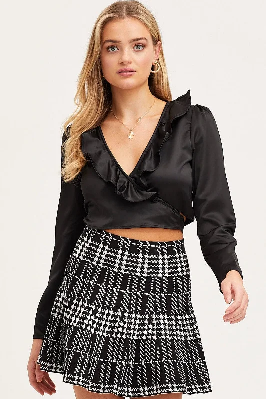 Black Crop Top Long Sleeve V-Neck