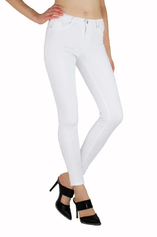 Diane Basic Mid Rise Skinny Jean In White