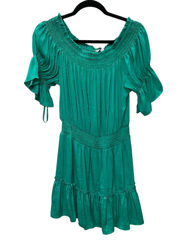 Dress Casual Midi By Naked Zebra In Green, Size: S